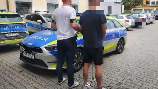 32-latek zatrzymany z narkotykami. Decyzją sądu trafił do aresztu