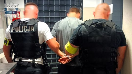 Ataki w szkołach to internetowe wyzwanie? Policja sprawdza nowy trop