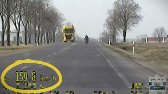 Chciał „przepalić” motocykl, stracił prawo jazdy. 26-latek ukarany zgodnie z nowymi przepisami