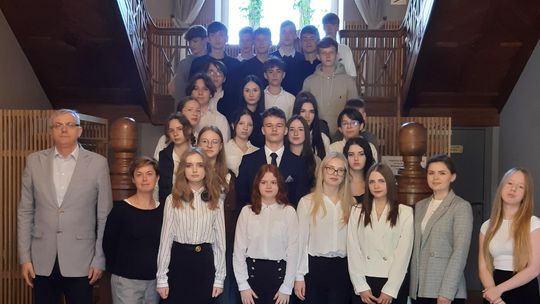Debata oksfordzka z udziałem uczniów z SP 5