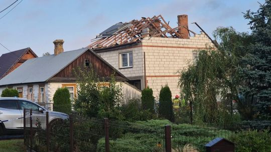 Drony nad Polską. Szczątki jednego spadły na dom