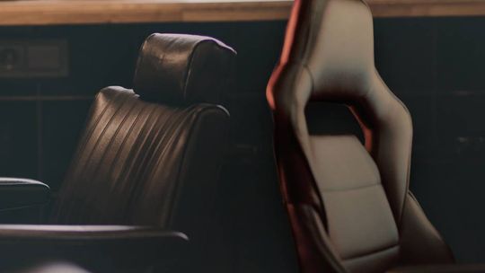 Fotele gamingowe a fotele biurowe – najważniejsze różnice, które warto znać przed zakupem