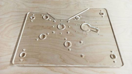 Frezowanie CNC tworzyw sztucznych – precyzyjna obróbka nowoczesnych materiałów