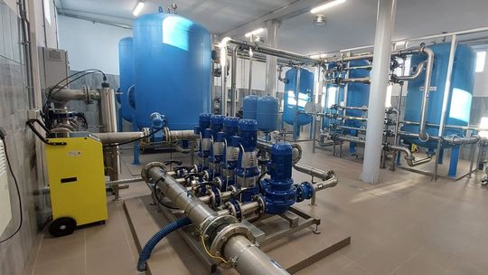 Gmina Gostynin zrealizowała inwestycję przebudowy i rozbudowy stacji uzdatniania wody w miejscowościach Krzywie i Kozice Gmina Gostynin zrealizowała inwestycję przebudowy i rozbudowy stacji uzdatniania wody w miejscowościach Krzywie i Kozice