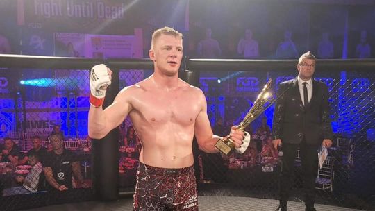 Jakub Paszotta zwycięża na gali Fight Until Dead