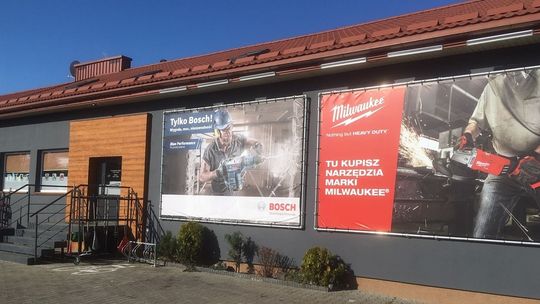 Jest praca w Tytanie