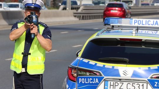 Kierowca był pijany, pasażer poszukiwany