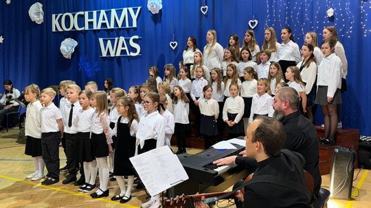 Kolędowanie z Babcią i Dziadkiem w Jedynce