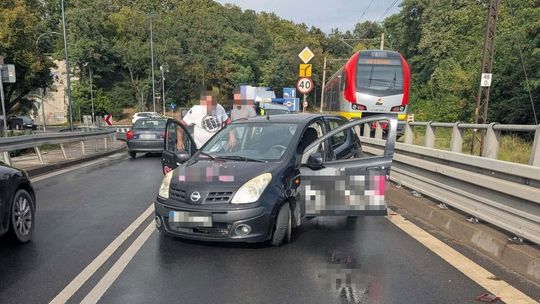 Kolizja na moście im. Legionów Piłsudskiego w Płocku. Ruch odbywa się wahadłowo