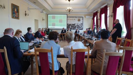 Koniec samorządowych wodzów? Mieszkańcy wolą dialog