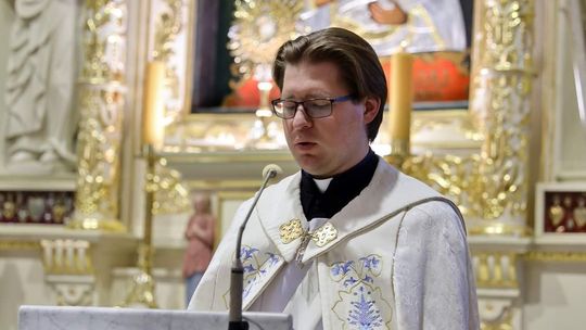 Ksiądz Wiktor Rękawiecki z Solca przyjął święcenia prezbiteratu w katedrze płockiej