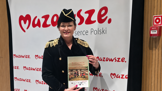 Mażoretki w kręgu tradycji Ziemi Mazowieckiej Mażoretki w kręgu tradycji Ziemi Mazowieckiej