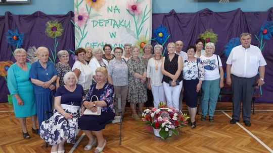 Młodzi dziękują, czyli Święto Seniora w Pacynie