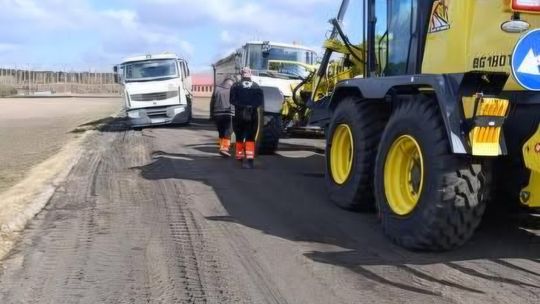 Nowa droga na cmentarz Nowa droga na cmentarz