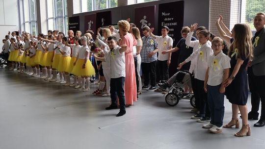 Nowa sala sportowa przy SOSW w Gostyninie uroczyście otwarta