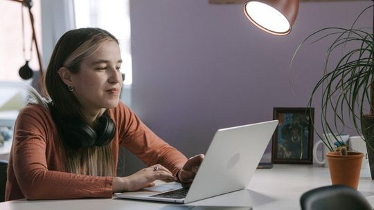 Nowe przepisy dla pracodawców. Już nie można szukać sprzątaczki czy księgowego Nowe przepisy dla pracodawców. Już nie można szukać sprzątaczki czy księgowego