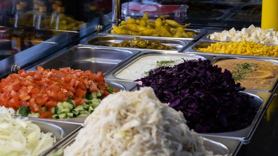Od 1 września szkolne stołówki zmienią menu na bardziej roślinne