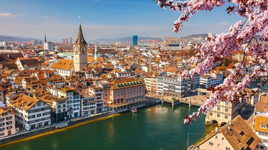 Odkryj alpejski raj: Praktyczny przewodnik po najpiękniejszych zakątkach Austrii