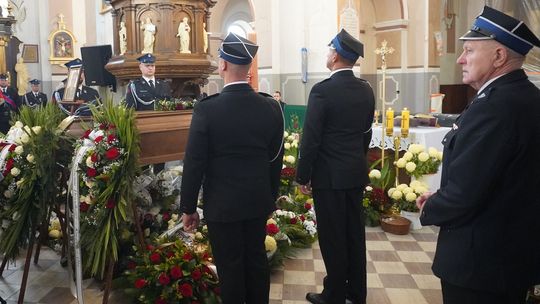 Ostatnie pożegnanie prezesa OSP Sanniki Marka Olczaka