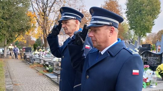 Pamięć, która łączy pokolenia – hołd dla przedwojennego komendanta gostynińskiej Policji