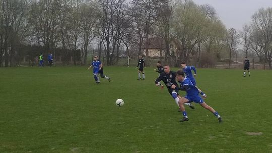 Pięć bramek w drugiej połowie. Unia Czermno pokonana Pięć bramek w drugiej połowie. Unia Czermno pokonana