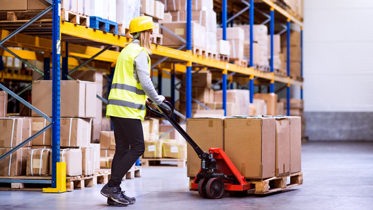 PIP zmieni nam umowę. Tyle że na etacie możemy stracić