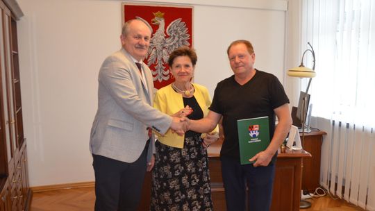Podpisano umowę na remont DPS w Gostyninie