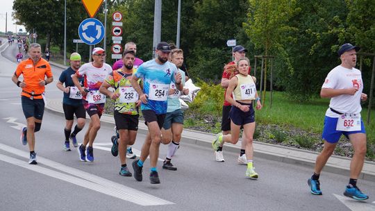 Półmaraton Dwóch Mostów z udziałem Gostyninian