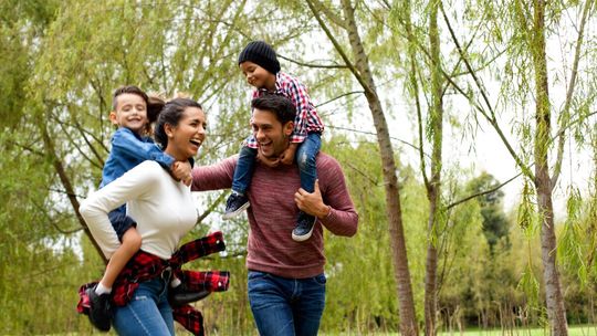 Poradnik na Wielkanoc 2026. Handel, lekarz, policja i pogoda