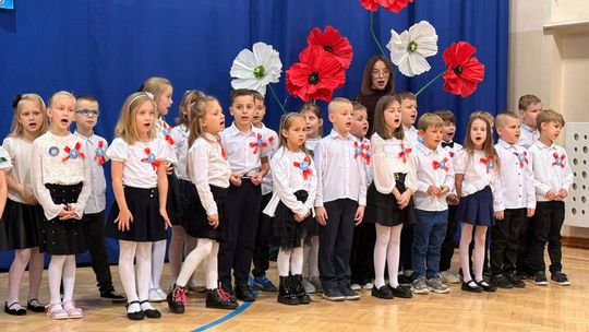 Ślubowanie Pierwszoklasistów w Jedynce Ślubowanie Pierwszoklasistów w Jedynce