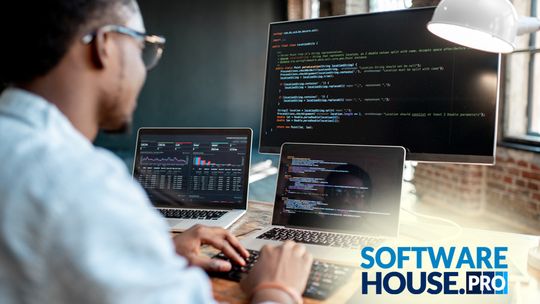 Software house Kraków – jak firmy w Polsce tworzą portale i platformy usługowe, które dobrze się pozycjonują i są łatwe w obsłudze