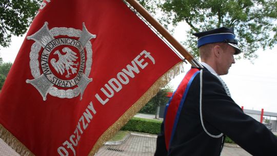 Społeczny Komitet Fundatorów Sztandaru dla Komendy Powiatowej Państwowej Straży Pożarnej w Gostyninie zwraca się z prośbą o wsparcie