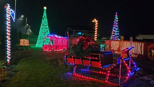 Świąteczne OSP Sanniki już rozświetlone