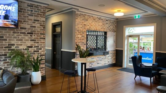 Tapety cegła – jak wybrać idealną imitację cegły do wnętrza?