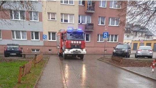 W bloku na Wojska Polskiego ulatniał się gaz. Pomogli strażacy