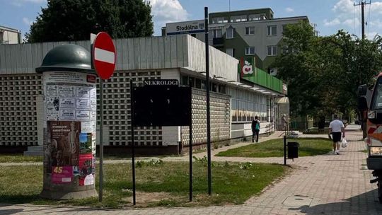 W Gostyninie stanęły nowe tablice na nekrologi