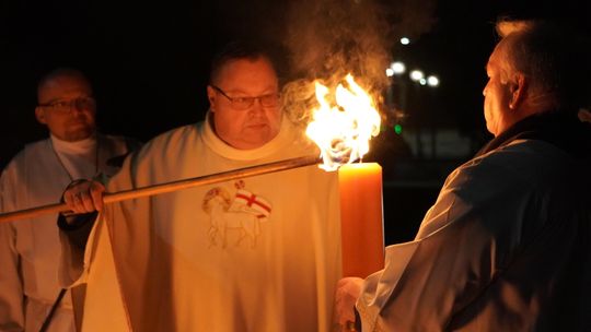 Weselcie się już, zastępy Aniołów w niebie! Weselcie się już, zastępy Aniołów w niebie!