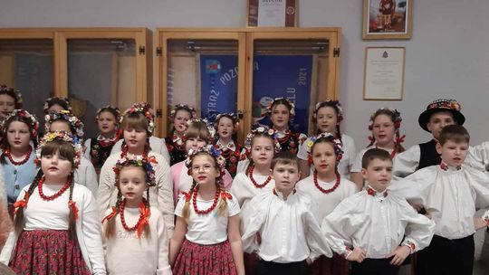 Wielopokoleniowe spotkanie noworoczne „Klubu Seniora 50+” z  Pacyny