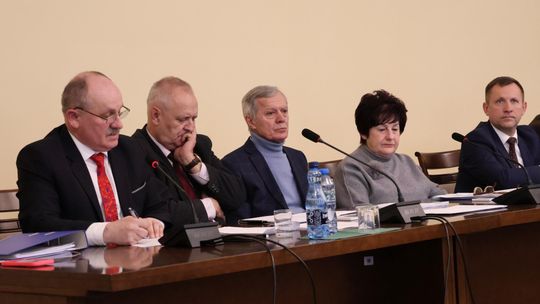 Zarząd Powiatu Gostynińskiego skierował  do Marszałka Województwa oraz Przewodniczącego Sejmiku Województwa Mazowieckiego apel w obronie Szpitala w Zalesiu