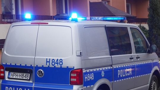 Zatrzymanie 42-latka w Gostyninie za głośną muzykę - okazuje się, że był poszukiwany