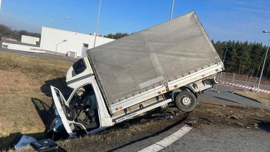 Zdarzenie drogowe na DK60 w Legardzie Zdarzenie drogowe na DK60 w Legardzie