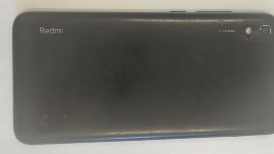 Znaleziono telefon komórkowy