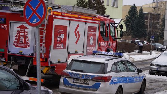 Zwarcie instalacji w bloku przy ul. Czapskiego Zwarcie instalacji w bloku przy ul. Czapskiego