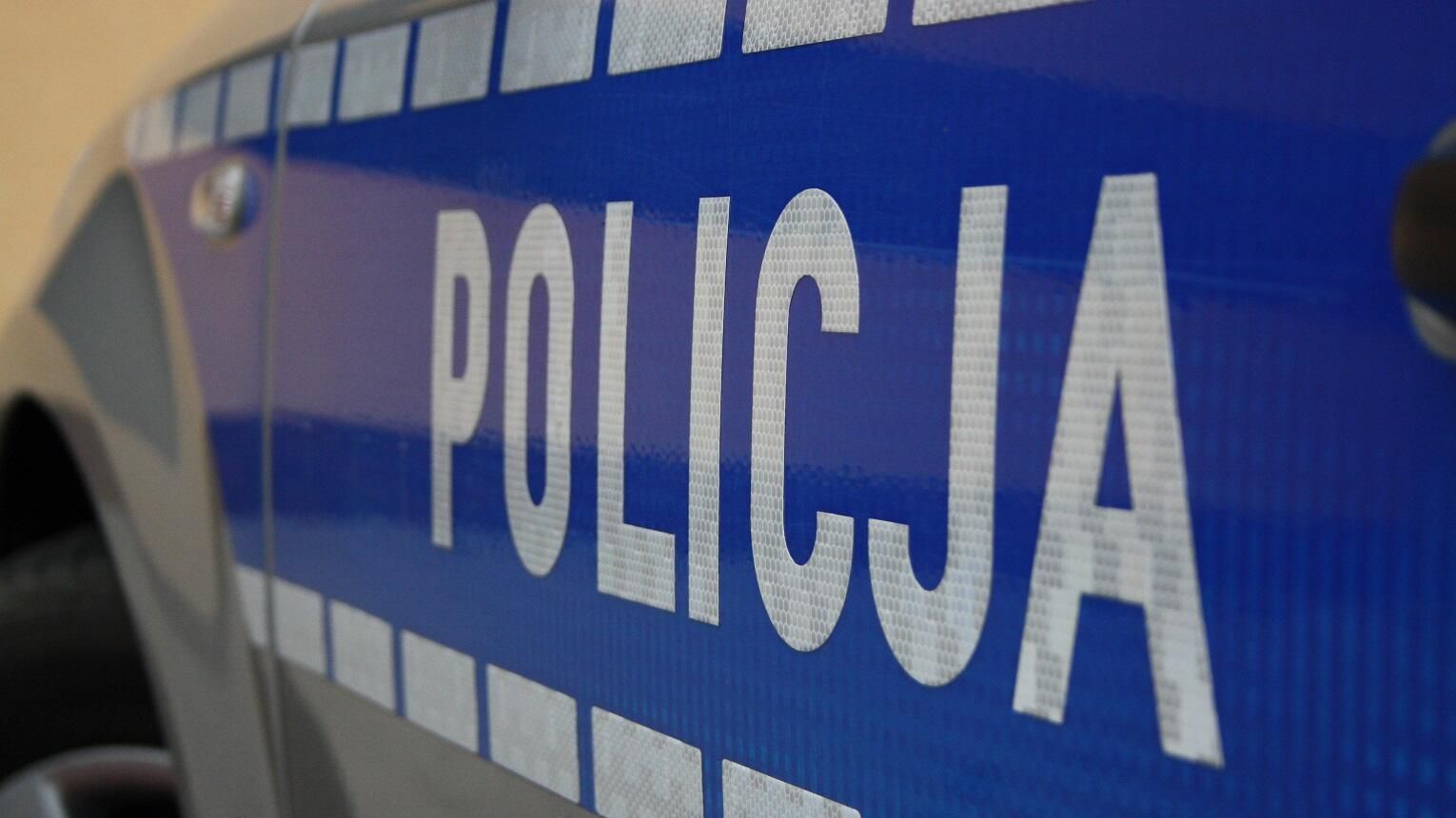 Pijany kierowca bez prawa jazdy zatrzymany przez policjantów