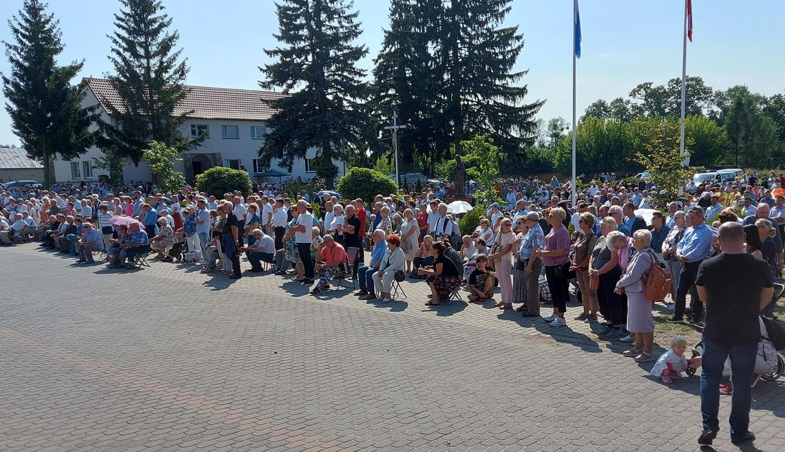 417. pielgrzymka z Gostynina do Skępego. Tysiące wiernych w duchowej wędrówce ku Narodzeniu Najświętszej Maryi Panny