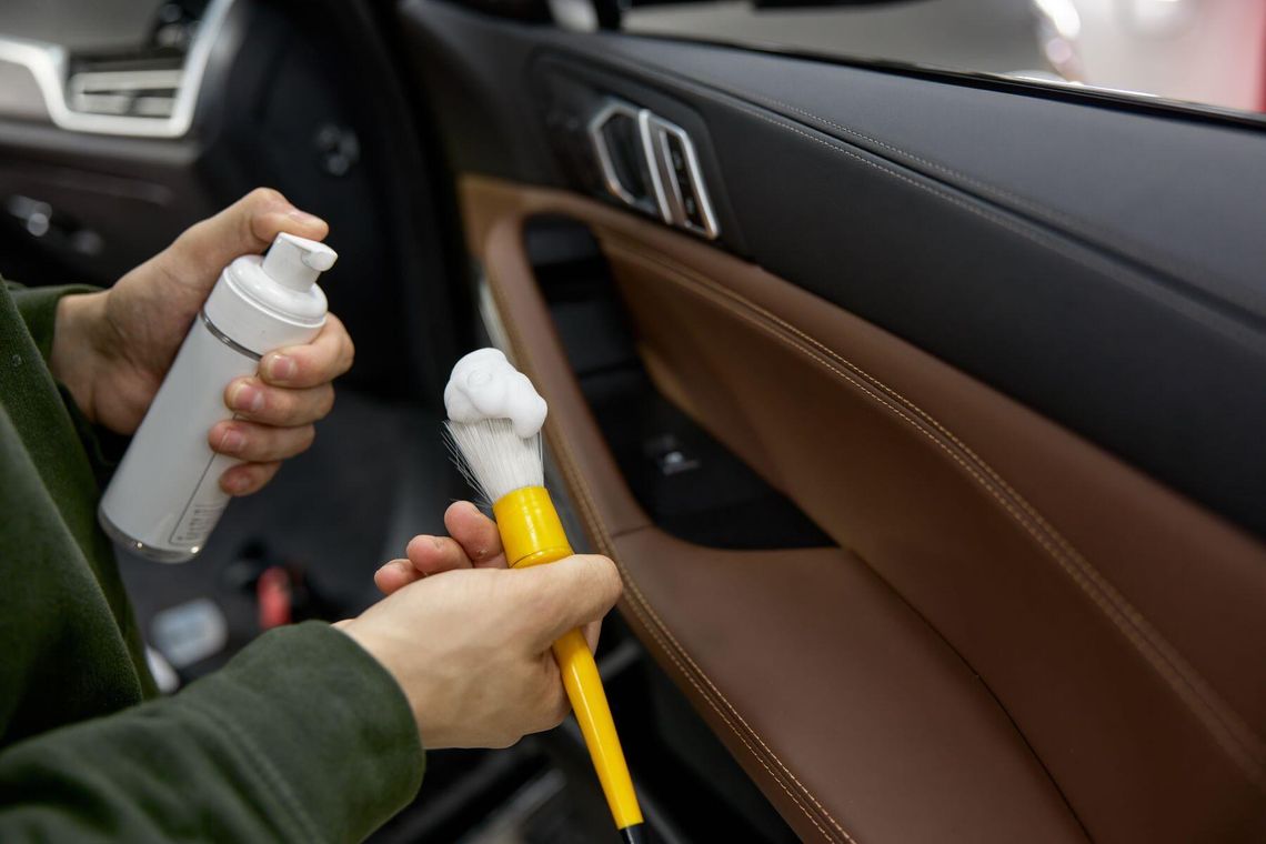 Auto detailing w Warszawie – czy warto zainwestować w perfekcyjny wygląd samochodu?