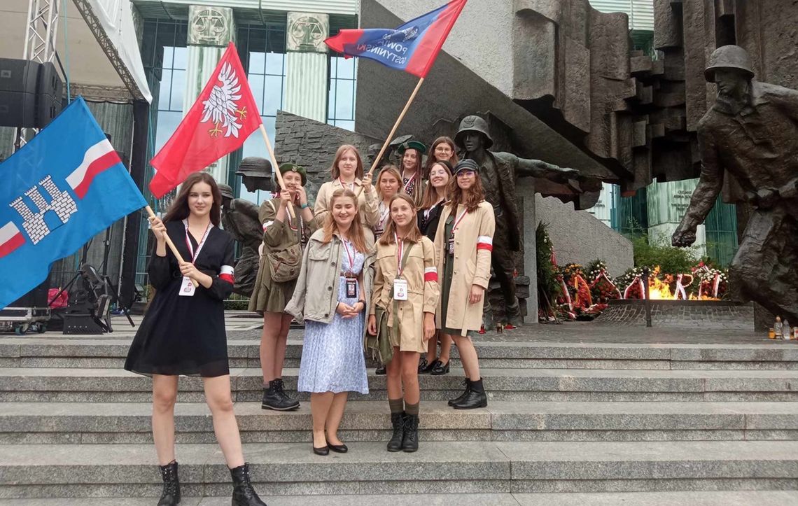 Gostyninianki wystąpiły w głównych obchodach 79. rocznicy wybuchu powstania warszawskiego