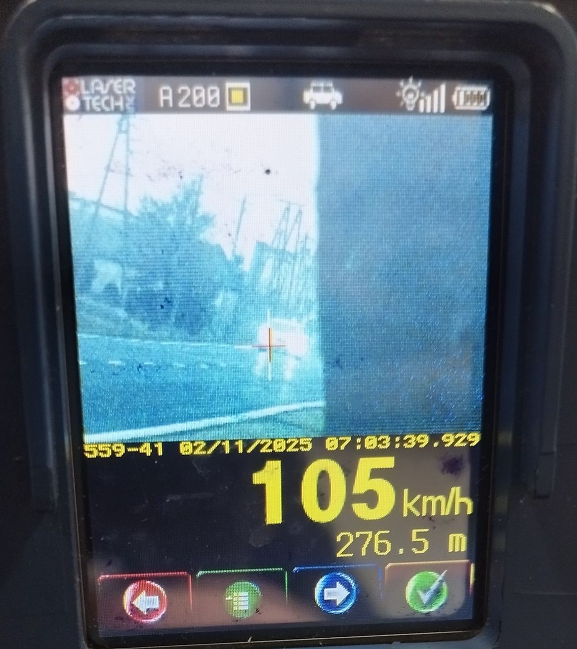 Jechał 105 km/h w terenie zabudowanym – okazał się osobą poszukiwaną przez niemiecką prokuraturę