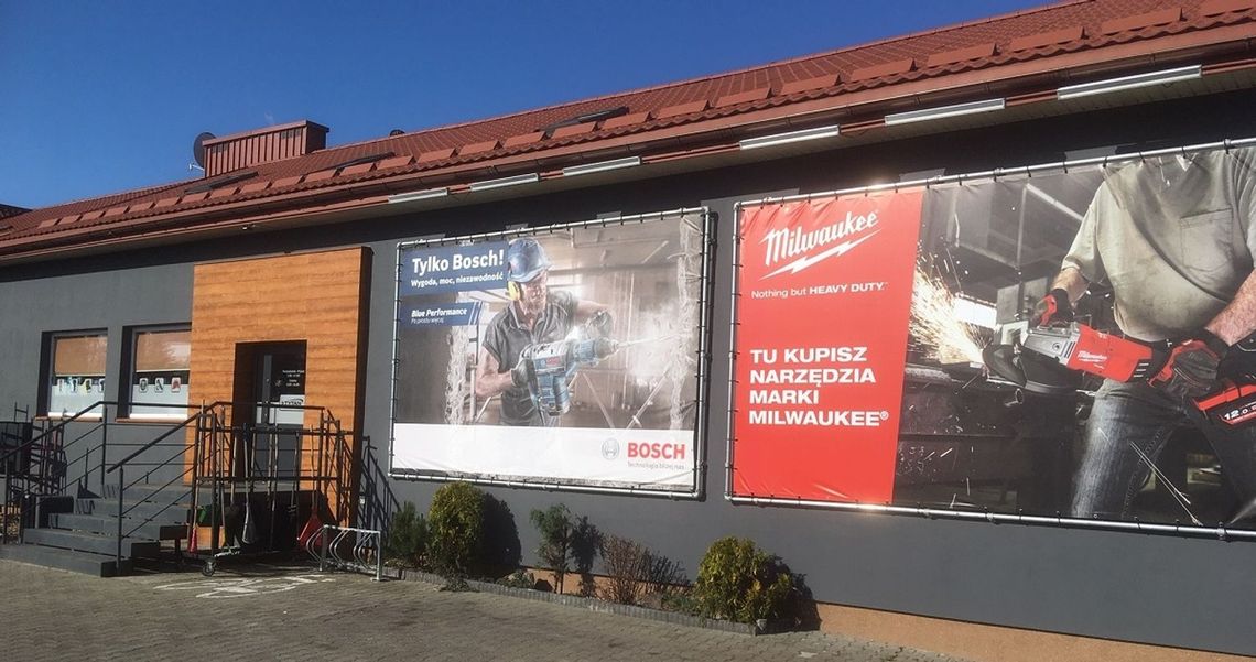 Jest praca w Tytanie