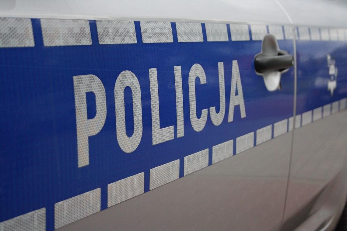 Kierował pod działaniem narkotyków, które ukrył w opakowaniu po witaminach